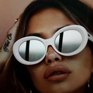 RARE Quay Messaround lilac sunnies